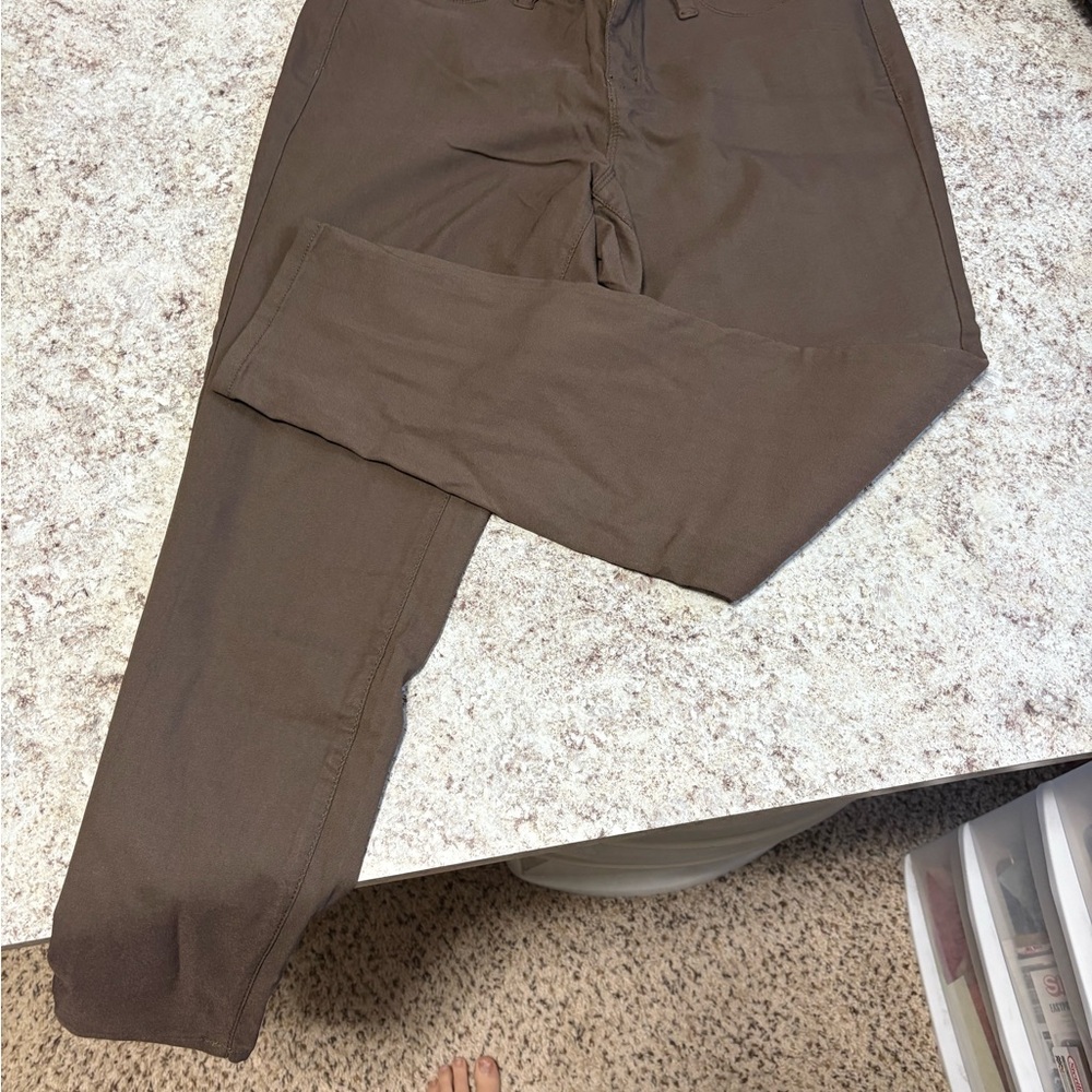 Women’s  YMI jeggings